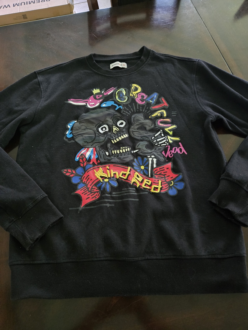 Kindred Graphic Skull Crewneck Sweatshirt in Black Size L